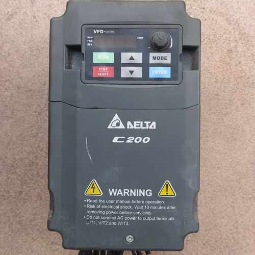 议价台达变频器VFD022CB43A-20 2.2KW维修