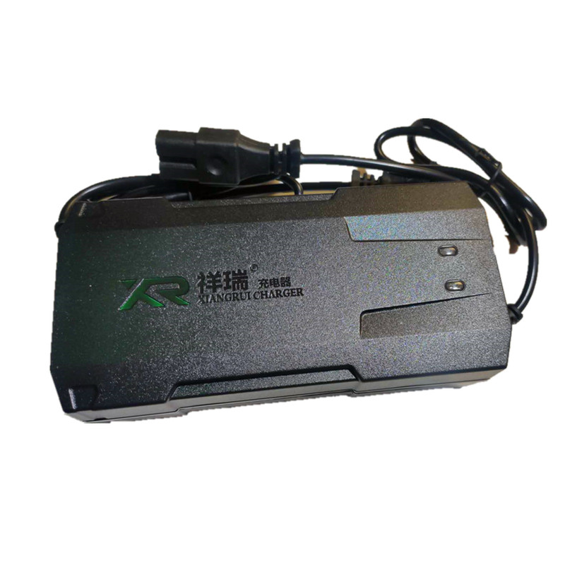 祥瑞60V32AH智能自动关机充电器