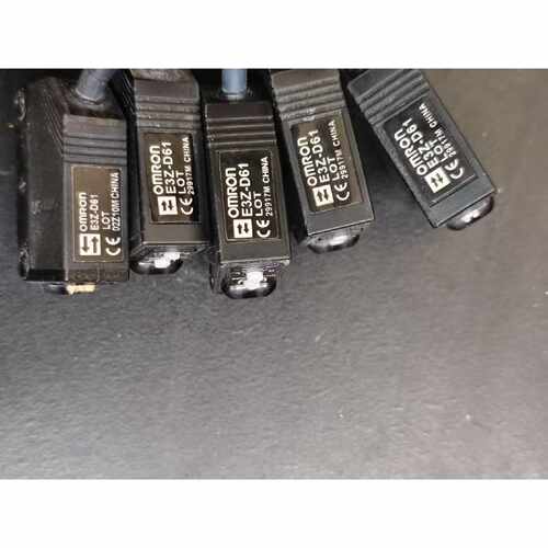 【请询价】光电传感器E3ZD61实物拍摄品功能完好