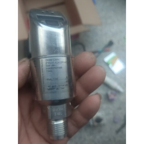 EH压力变送器，型号PTC31-A2A12P1AE1A，德询价