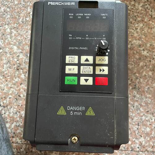 询默克韦尔变频器MK300-2S3.0G-DK（3kw）拆机一