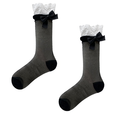 夜间教习室拼接蕾丝花边黑色丝袜