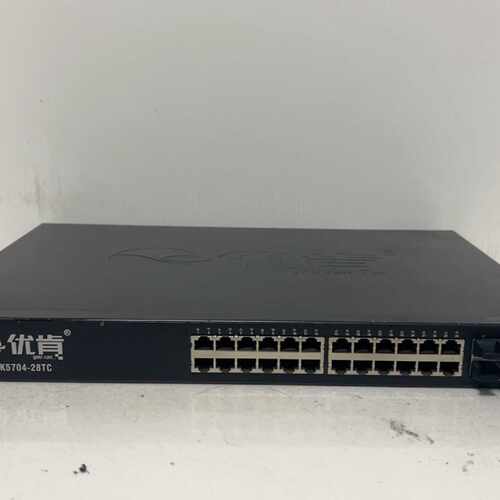 溢价-优肯uk5704-28TC万兆交换机，其中24千兆电口、4个