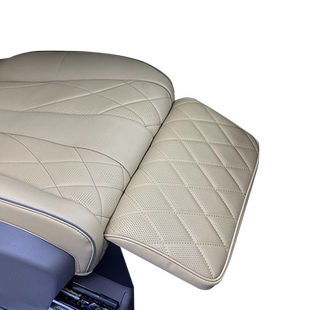 适用腾势D9电动腿托改装副驾驶女王座驾汽车用品加装专用