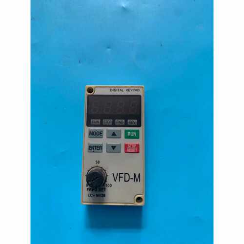 台达变频器VFDM系面板LCM02E适用于0.4KW，议价商品