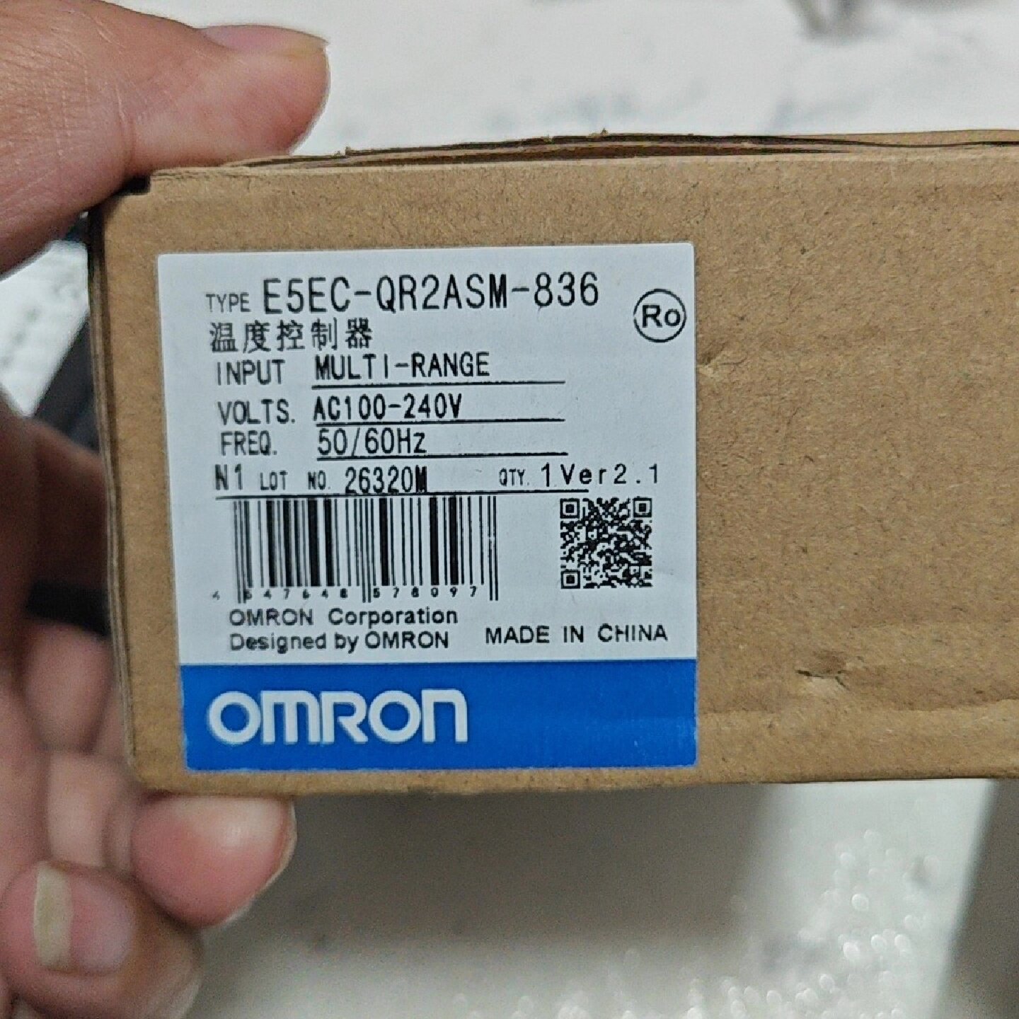 议价欧姆龙温控器E5EC-QR2ASM-836  工程剩余3个全
