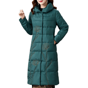 高端绣花时尚洋气白鹅绒妈妈羽绒服女2025新款冬季中长款过膝外套