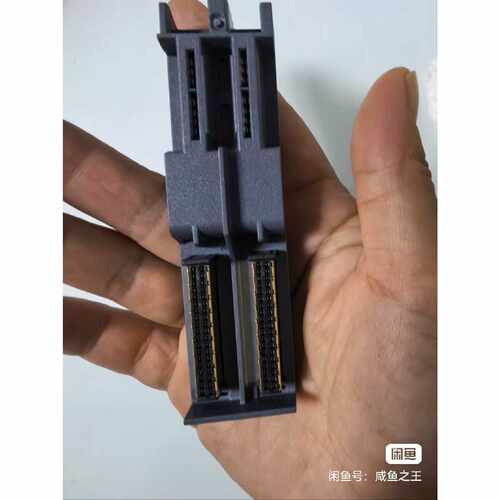溢价-1500plc  u型连接器1个