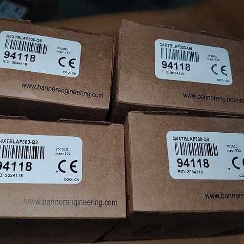 溢价-邦纳BANNER激光传感器 Q4XTBLAF300-Q8