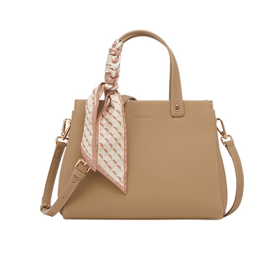 意尔康牛皮手提包中年女士斜挎包