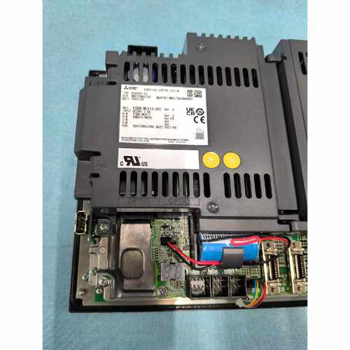 议价三菱M80主机FCA80P-2B，带显示屏FCU8-MU