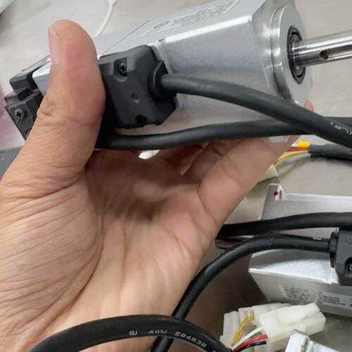 议价 A6 Servo 100W Brake Motor Mhmf012lbv2m Yes适用
