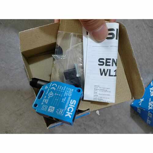 询价-WL12G-3O2431S47镜反射式光电传感器