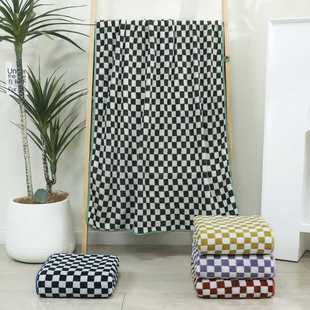 珊瑚绒棋盘格浴巾网红黑白格洗脸大毛巾吸水柔软情侣男女浴巾批发