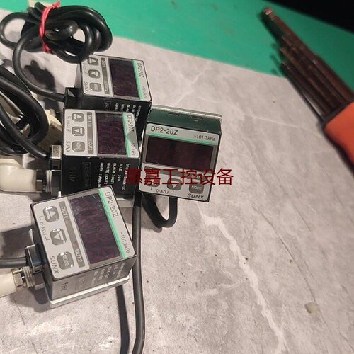 SUNX神视DP220Z数显压力开关传感器4只