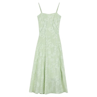 MULVAN 立体提花 可调节A字收腰吊带长裙女气质白色大摆连衣裙