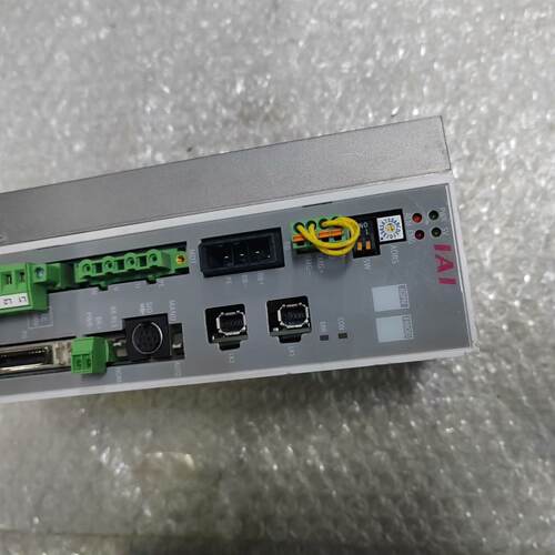 溢价-I驱动器SCON-CB-400A-ML3-0-2一台，实