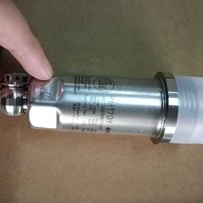全新原装IFM易福门压力传感器PM1709，德国，无装—议价