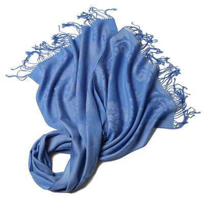 APC秋冬提织复古风女士流苏披肩