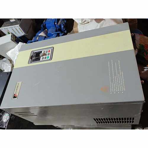 〔议价-可维修〕拆机普传变频器110KW 690v 型号PI500
