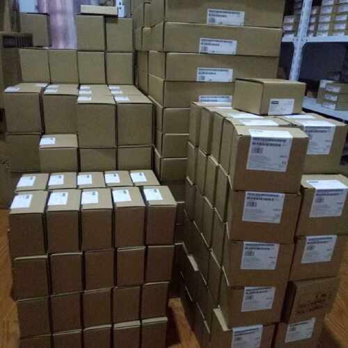 议价CTS7 223-1HF32合信EM223全新4DI/4DO继电器2A/CTS72231HF32
