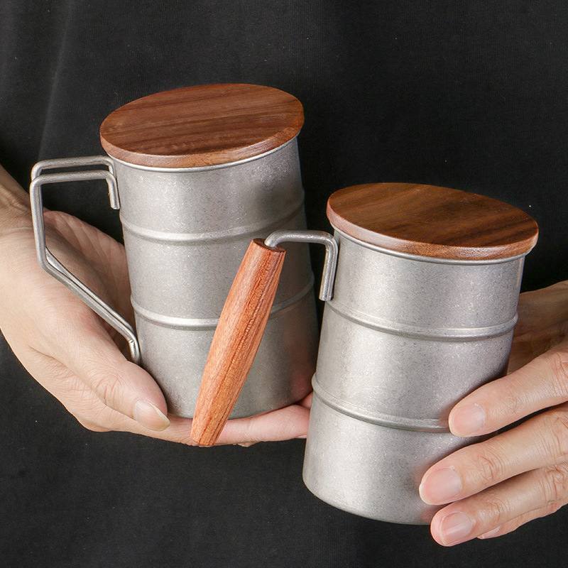 户外马克杯304不锈钢杯子复古啤酒杯带盖酒杯大容量露营创意可