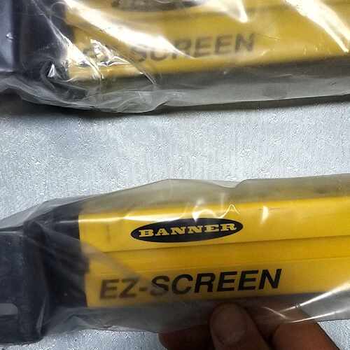 溢价-EZ-SCREEN LP安全光幕 BANNER邦纳SLSE1