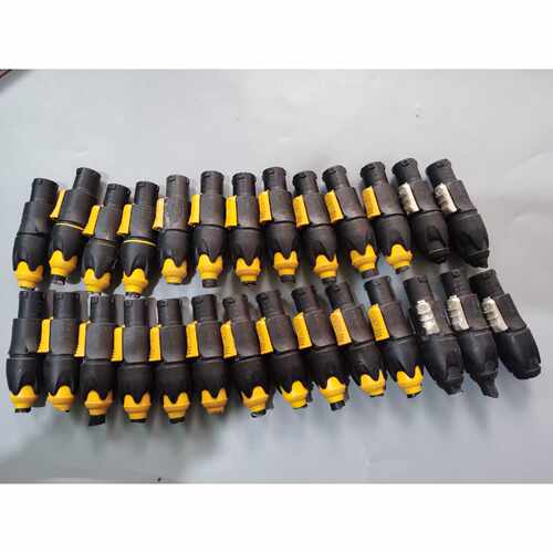 议价瑞士NEUTRIK纽崔克NAC3FXW航空防雨型电源插头维修