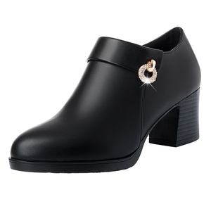 40-50软底舒服中年风粗跟女单鞋