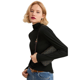 DPLAY【惠品】秋冬黑色打底衫轻暖绒感半高领上衣简约打底上衣