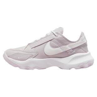 Nike TC 7900 女子缓震轻便透气休闲厚底运动休闲鞋 DR7851-511