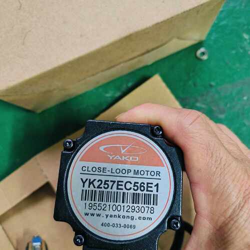 议价YAKO研控YK257EC56E1两相混合伺服马达