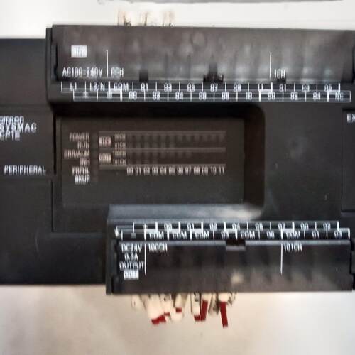议价plc  cp1e-30sdr-a成色型号样式如图有需