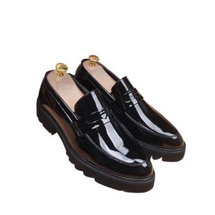 商务休闲亮皮潮流皮鞋厚底内增高漆皮布洛克男鞋青年约会结婚皮鞋