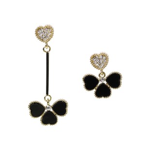 爱心不对称四叶草耳钉2025年新款潮ins冷淡风精致设计高级感耳环