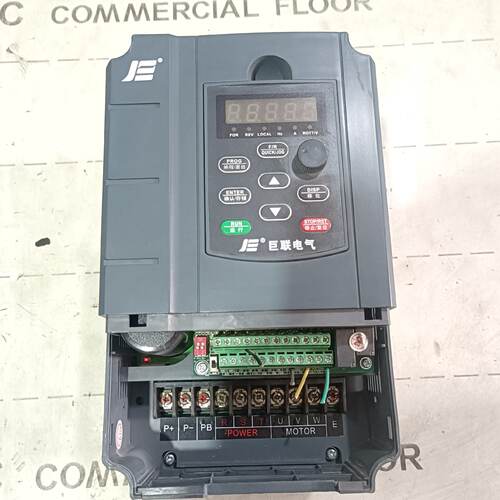 议价巨联变频器7.5KW，JL910T7.5GB，原装拆机，功能维修
