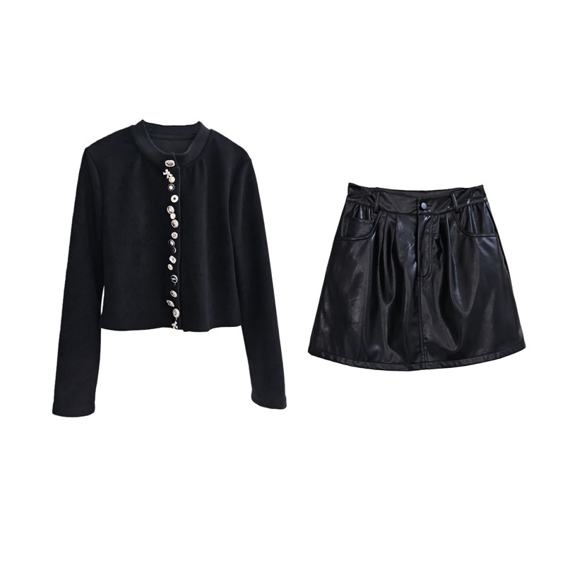 秋冬气质高级感金属纽扣针织毛衣+皮裙小香风套装江浙沪千金穿搭