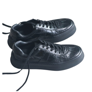 帅气有型简约！手工水洗头层牛皮全黑色休闲鞋板鞋运动男鞋皮鞋子