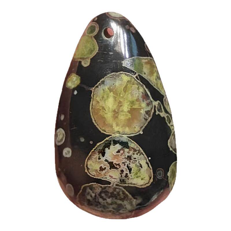 正宗原矿老料梅花玉挂件