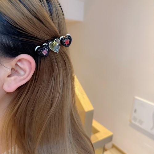 森系小清新新款爱心2025时尚侧边气质前额夹刘海水钻夹字新款夹一