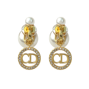 cd小圆盘珍珠耳夹欧美高级感小众设计无耳洞无痛女百搭耳环耳饰