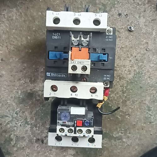 在线议价施耐德交流接触器 LC1-D9511