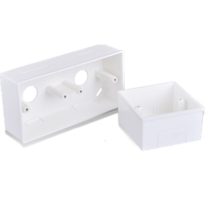 联塑PVC线槽盒明装阻燃插座盒