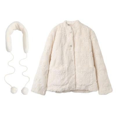 西町村屋立体绣花短款保暖羽绒服