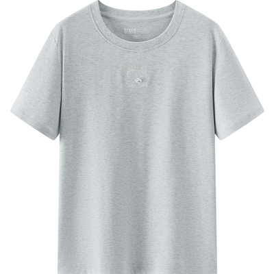 森马简约休闲圆领刺绣短袖T恤女