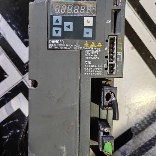 6SL32105FE120UF0驱动器工控自动化设備议价维修