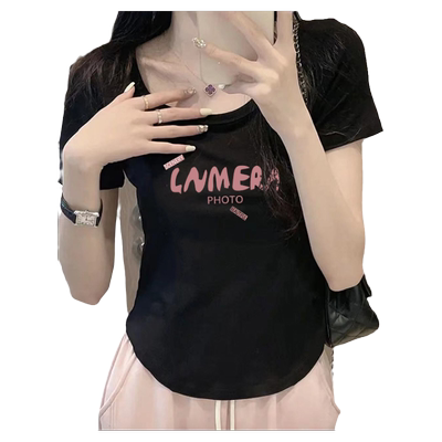 正肩t恤女短袖2025新款夏季独特设计修身U型不规则下摆辣妹短上衣