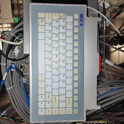 【请询价】显示器键盘特价3000