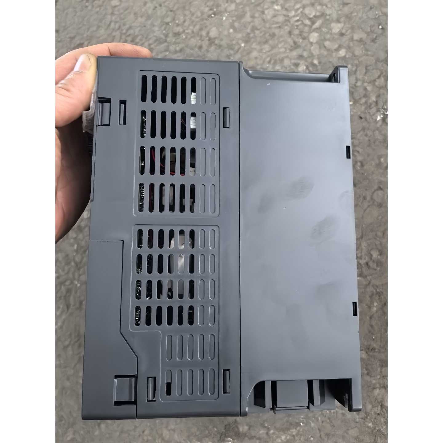 议价英捷思变频器7.5KW， Y500-X0075G3，380V