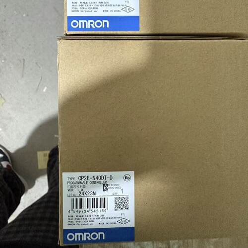 议价OMRONCP2E-N40DT-D原装模块现货正品 未开封